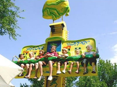 Beston frog hopper drop tower ride