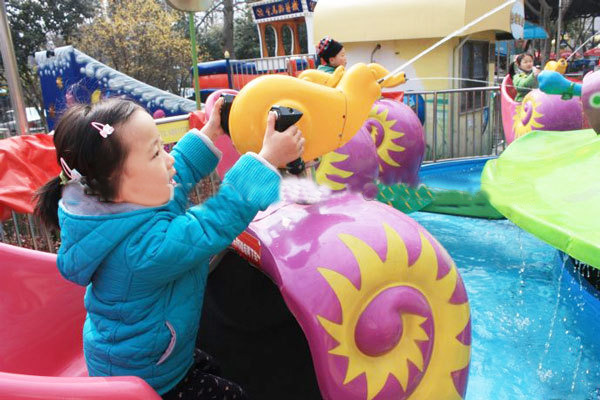 the water gun of the snail war ride