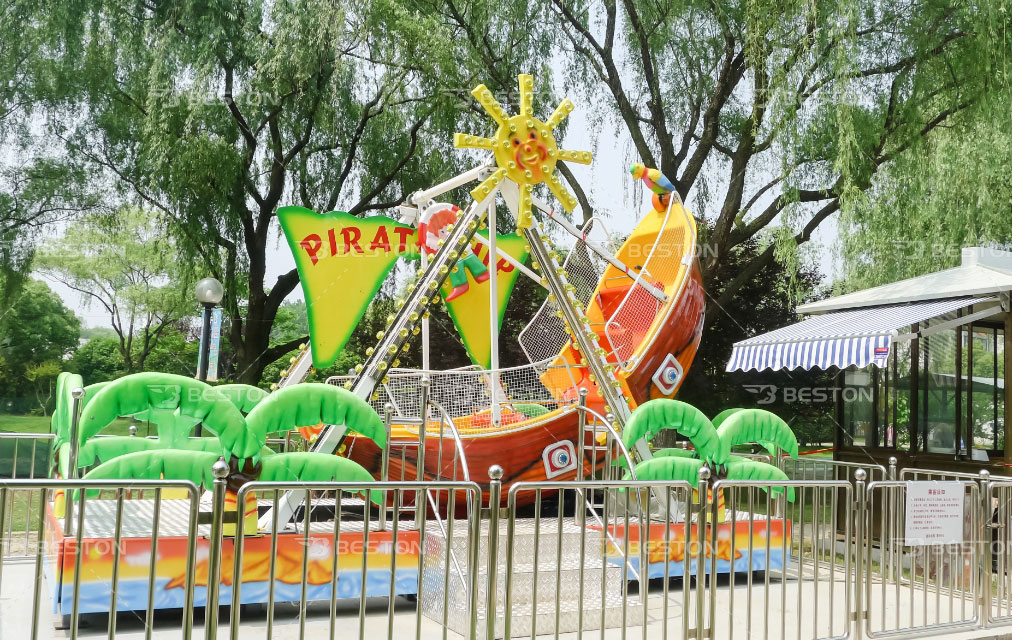 Пиратский корабль
